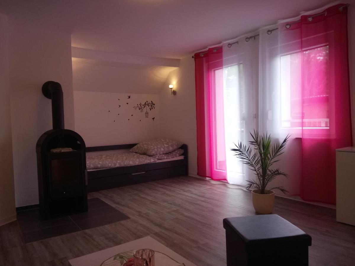 Lauta Haus Waldidyll 아파트 외부 사진